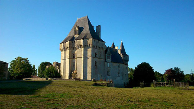 Façade du donjon